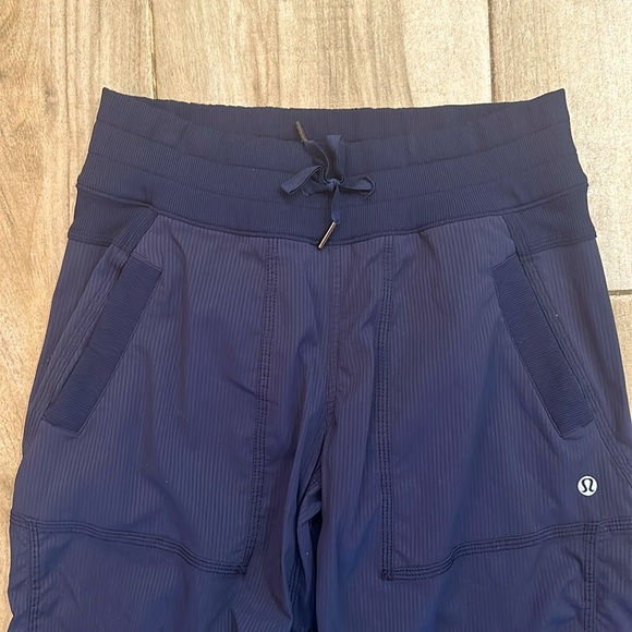 Women’s Lululemon cropped paint mid-rise - Picture 3 of 5